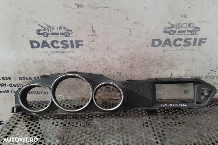 ORNAMENT RAMA CEASURI Mercedes-Benz C-Class W204/S204/C204 [facelift] - 1