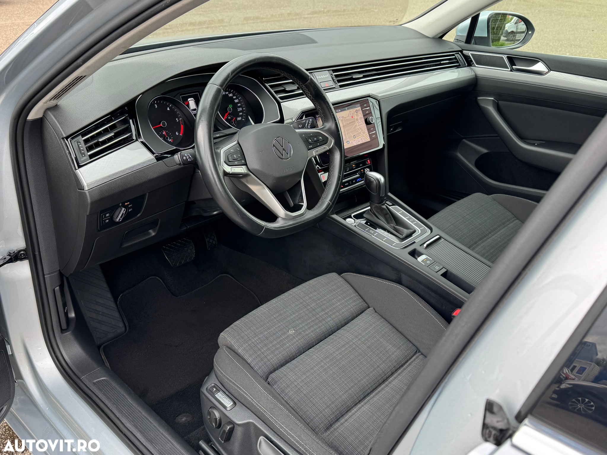 Volkswagen Passat Variant 2.0 TDI DSG Business - 7
