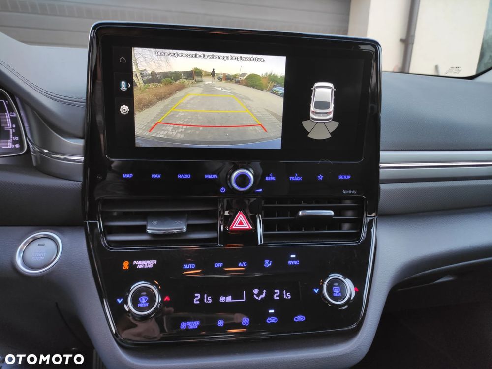 Hyundai IONIQ 1.6 GDI Premium - 21