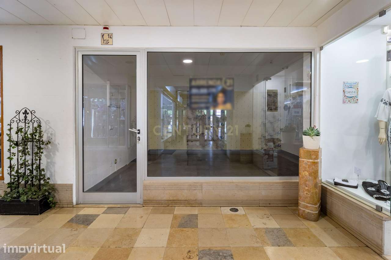 Loja para comércio no Centro Comercial de Alcobaça - Grande imagem: 3/8