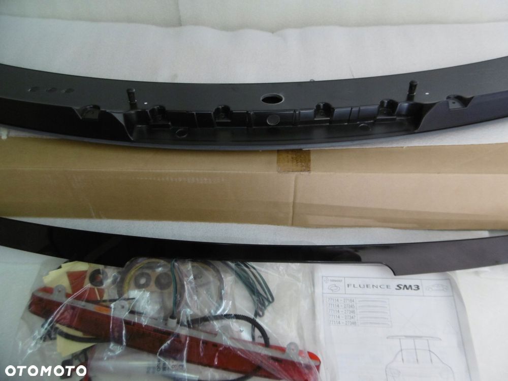 renault fluence - lotka spojler, spoiler klapy - 2