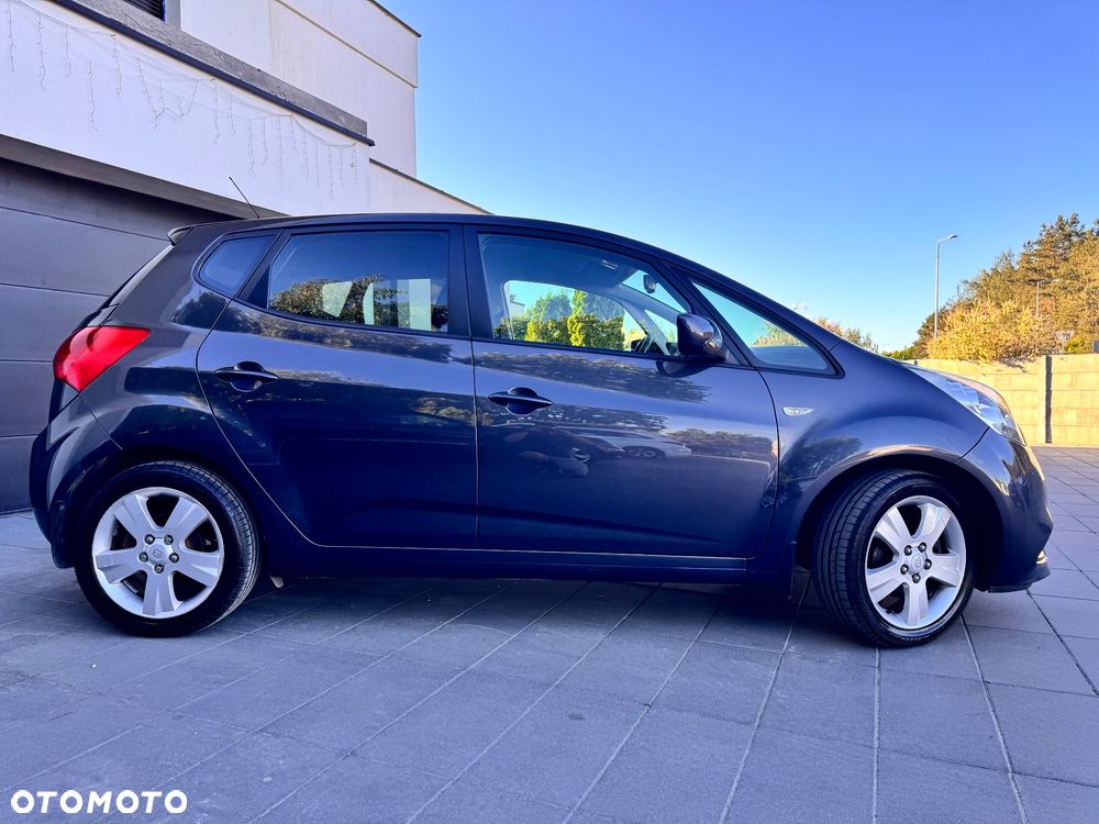 Kia Venga - 3