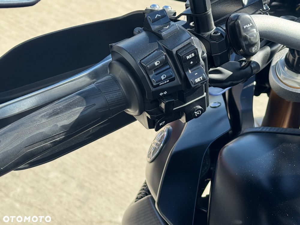 Yamaha Super Tenere - 11