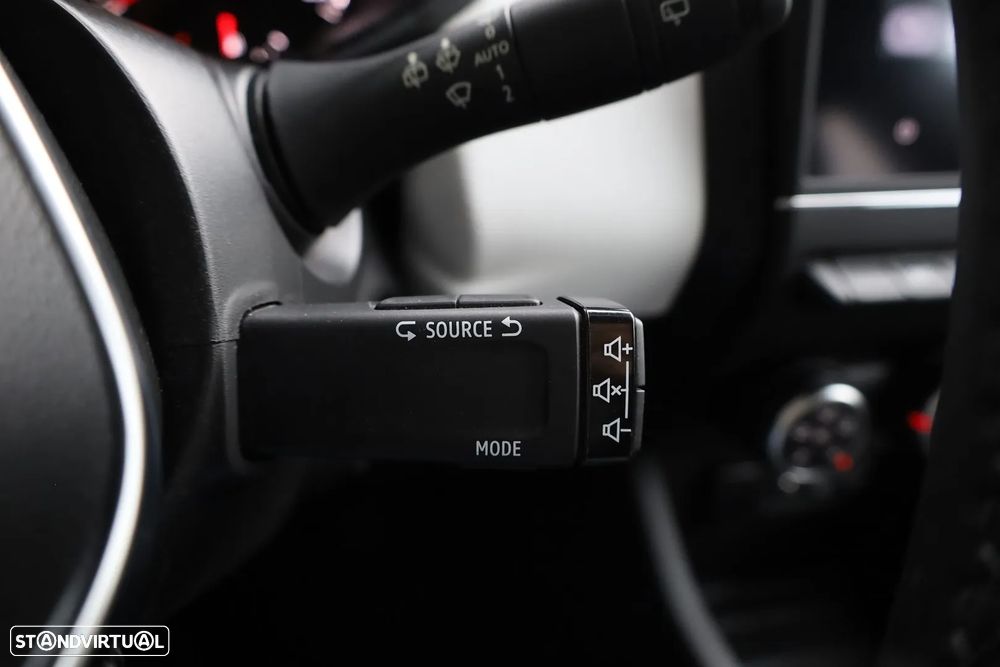 Renault Clio 1.5 Blue dCi Evolution - 38