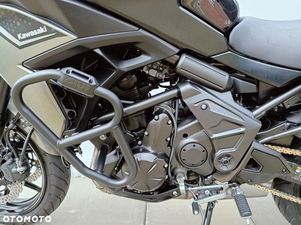 Kawasaki Versys 650 - 13