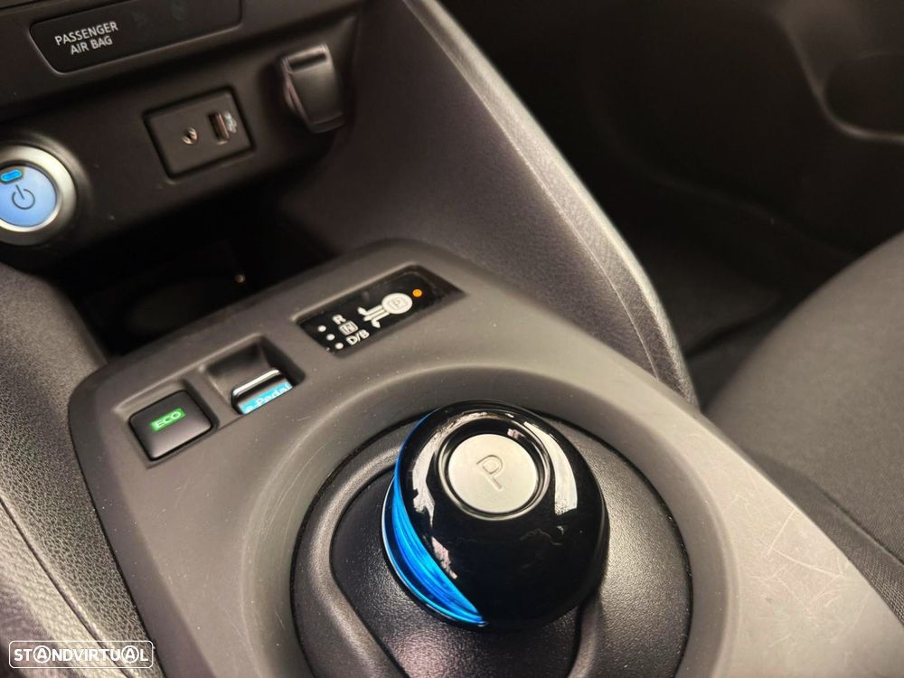 Nissan Leaf - 16