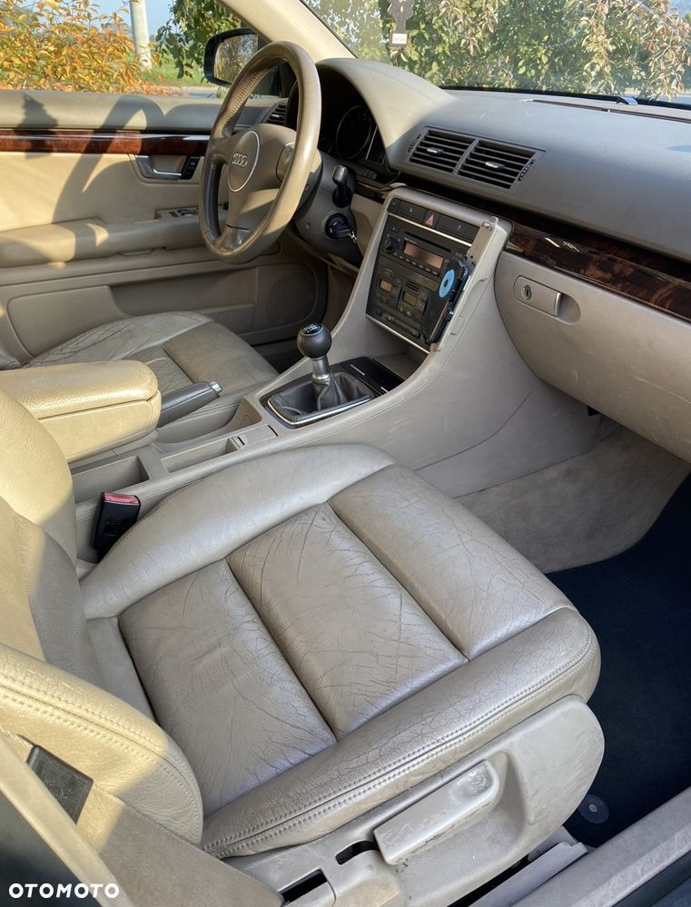 Audi A4 Avant - 8