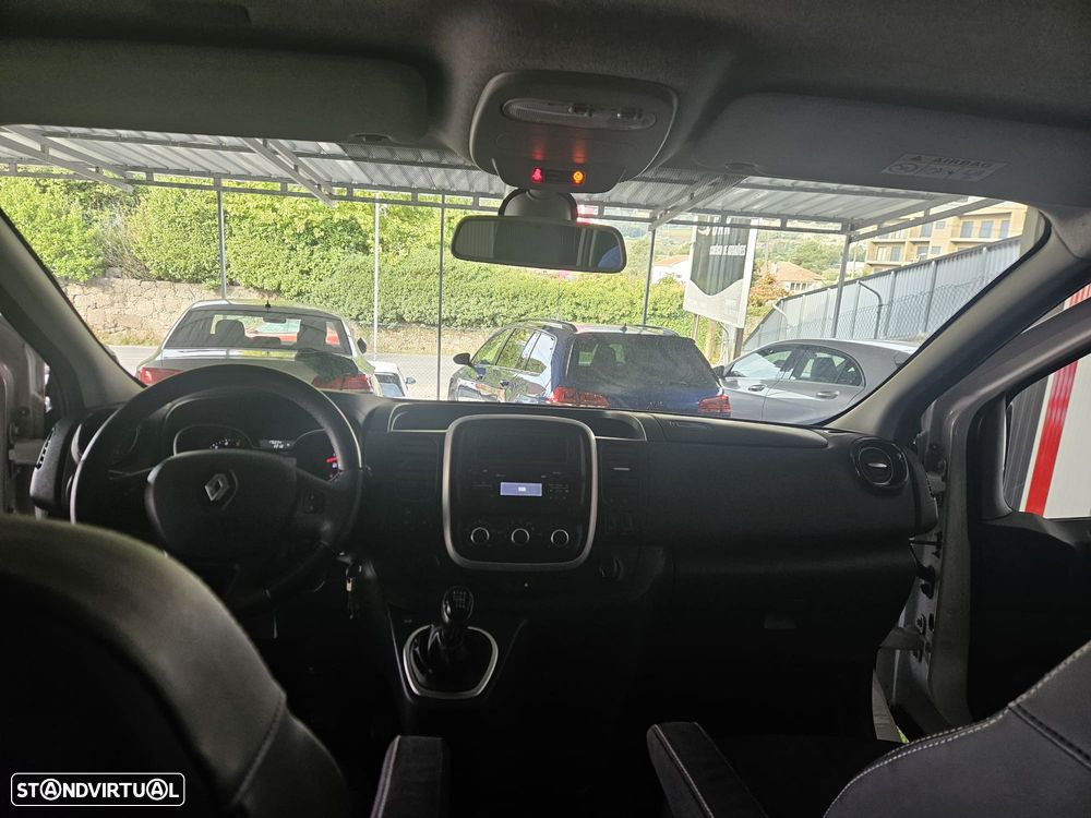 Renault Trafic 1.6 dCi SpaceClass 8L SS - 26