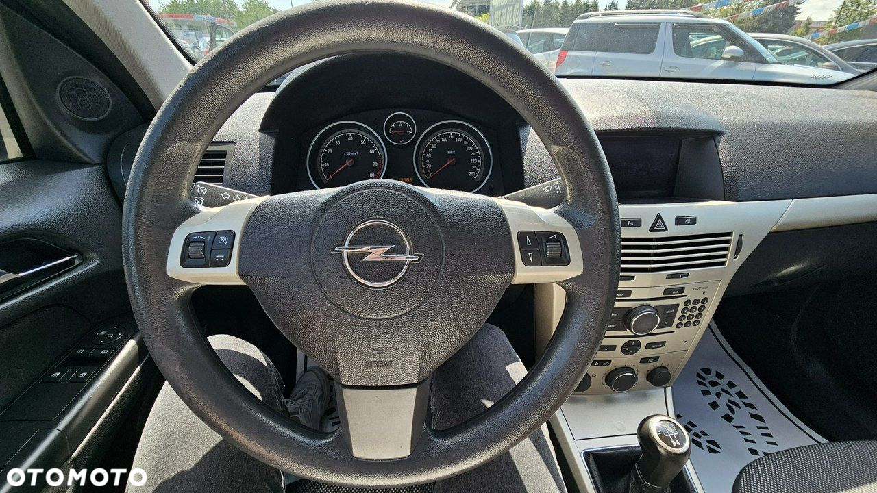 Opel Astra - 28