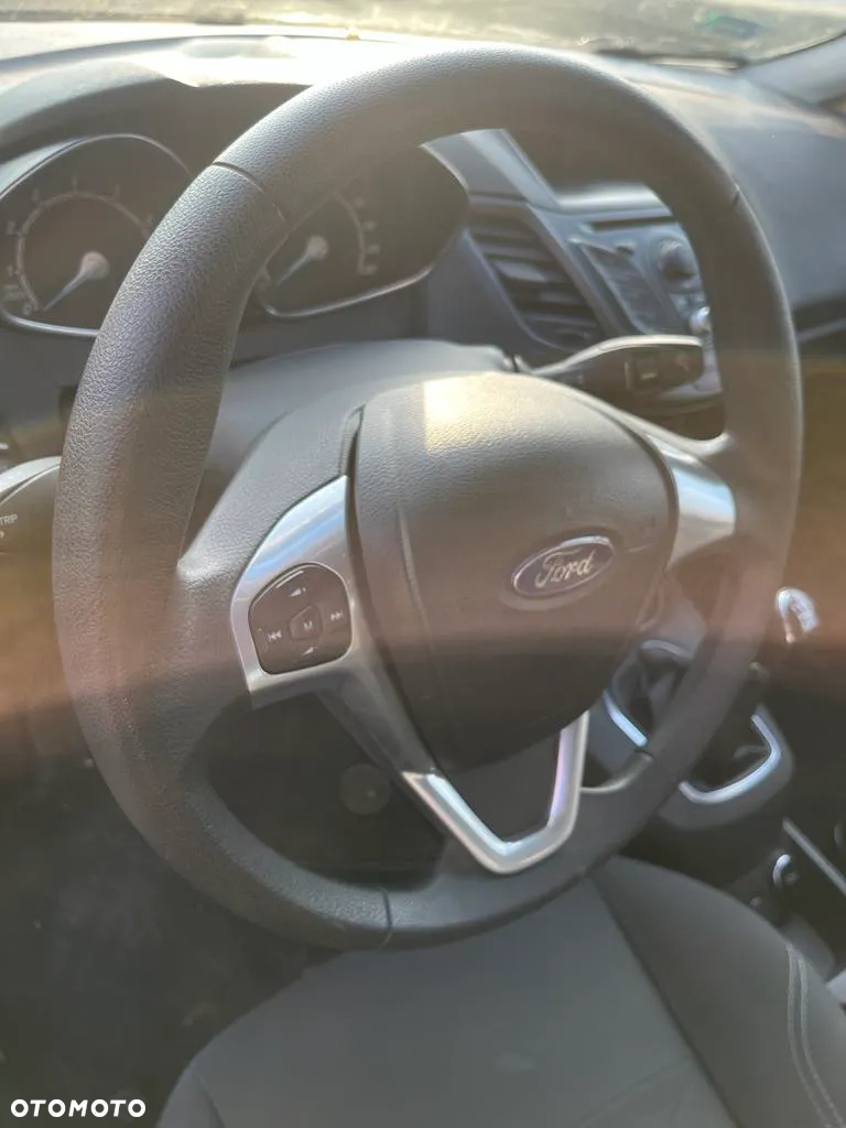 Ford Fiesta 1.0 Ambiente - 9