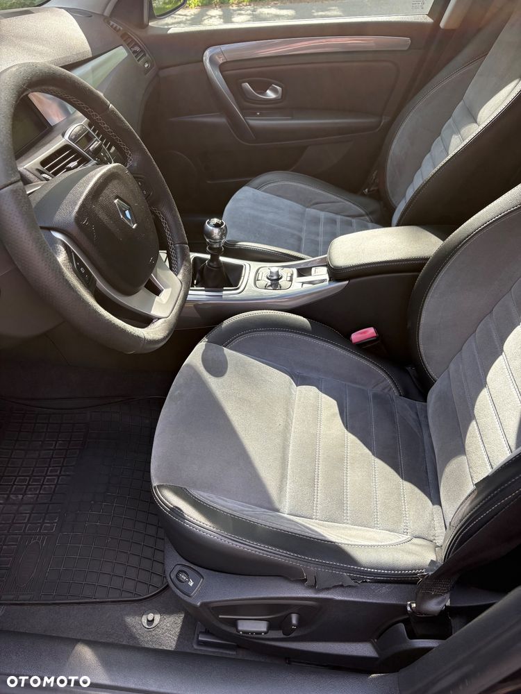 Renault Laguna 2.0 dCi Black Edition - 13