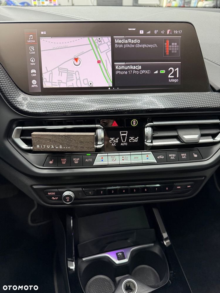 BMW Seria 1 118i Sport Line - 21