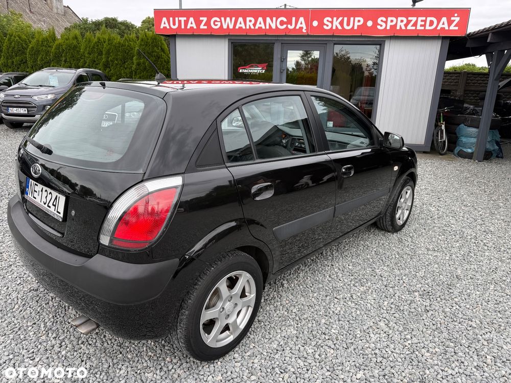Kia Rio - 17