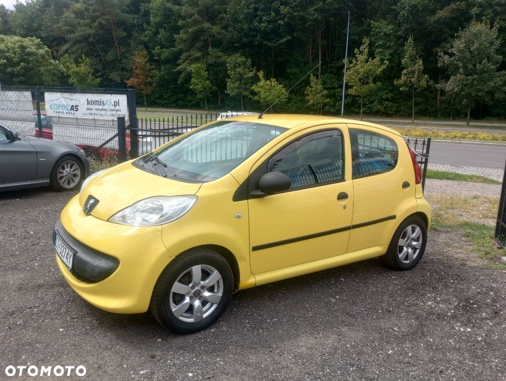 Peugeot 107 - 1