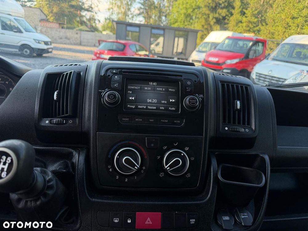 Citroën Jumper / 2.2D / 130KM / L1H1 / NAJBOGATSZA WERSJA / Kamera / PARKTRONIC / - 12