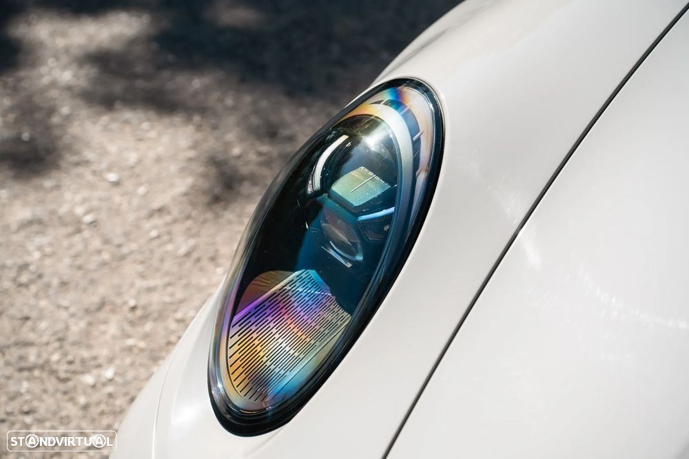 Porsche 911 (992) - 10