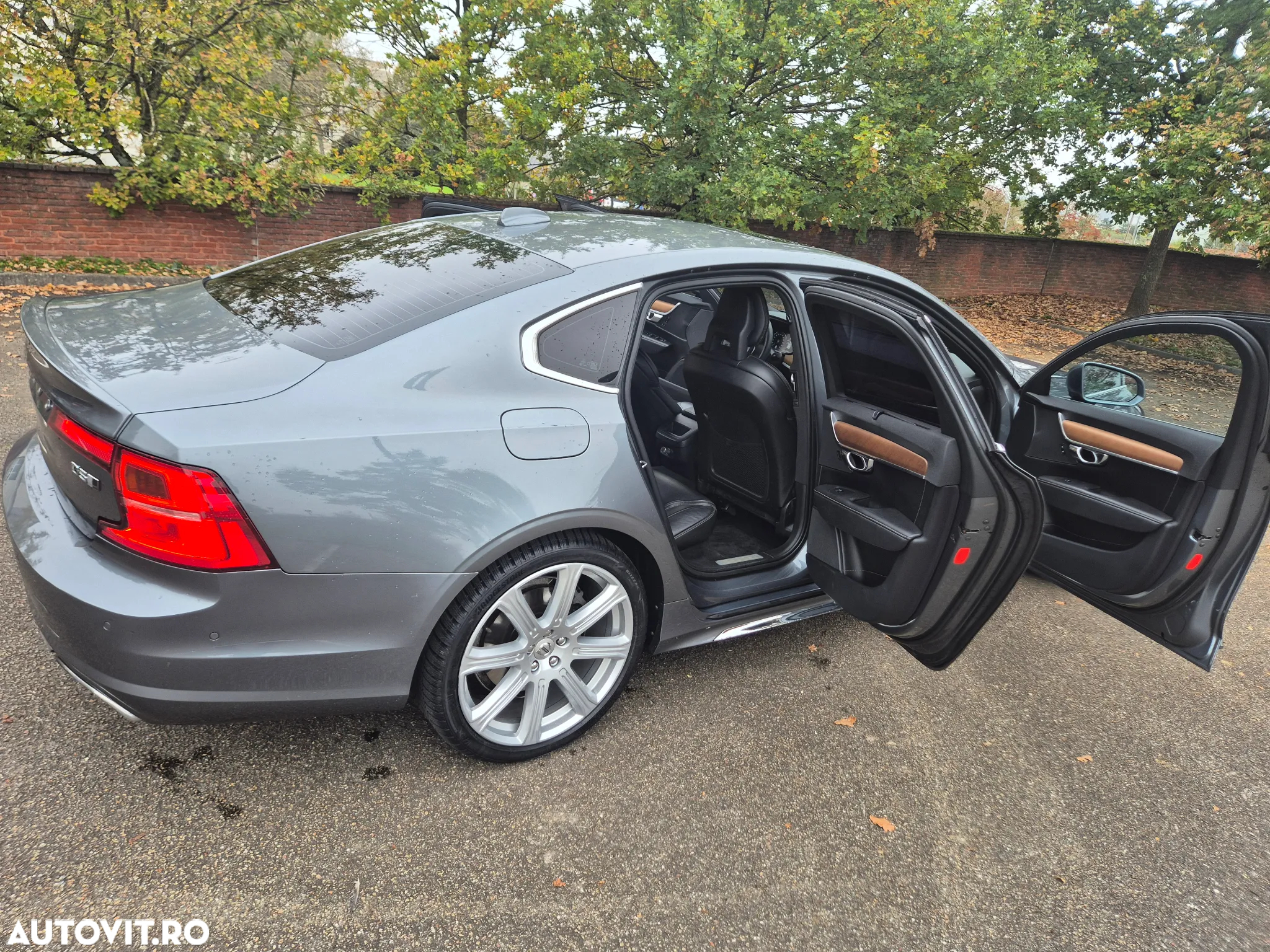 Volvo S90 D5 AWD Geartronic Inscription - 3