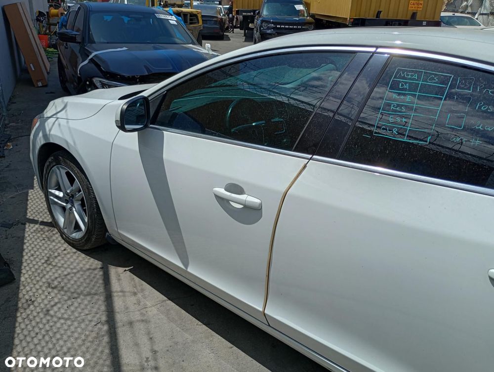 Volvo S60 T5 Drive-E Summum - 28