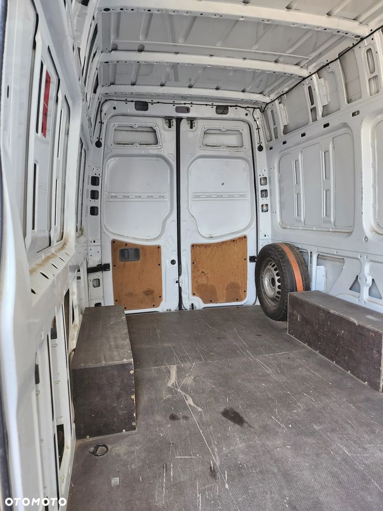 Mercedes-Benz SPRINTER - 18