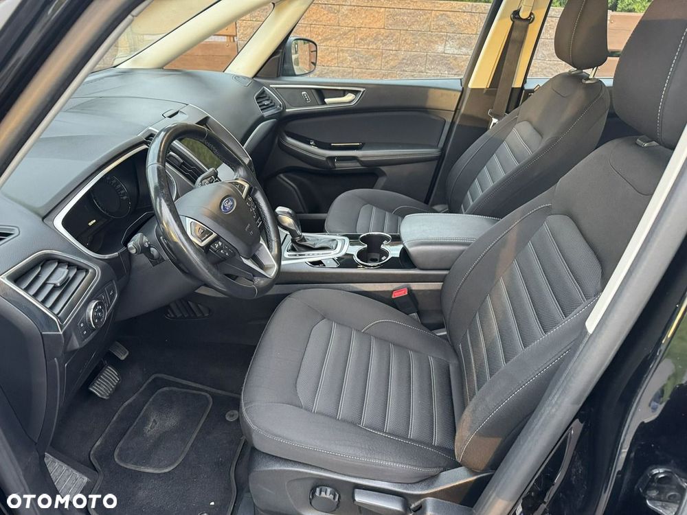 Ford Galaxy - 9