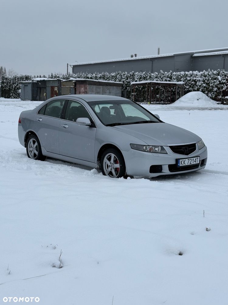 Honda Accord 2.0 Comfort - 2