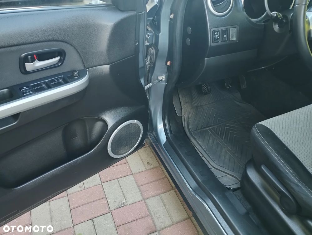 Suzuki Grand Vitara 1.9 DDiS Premium - 7