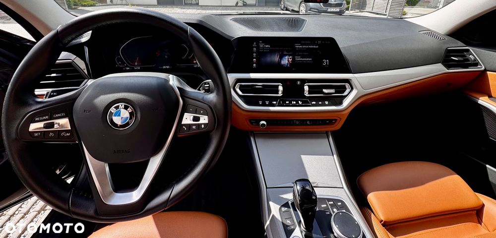 BMW 318I 2022 photo 3