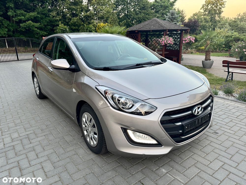 Hyundai i30 1.6 CRDi Comfort - 1