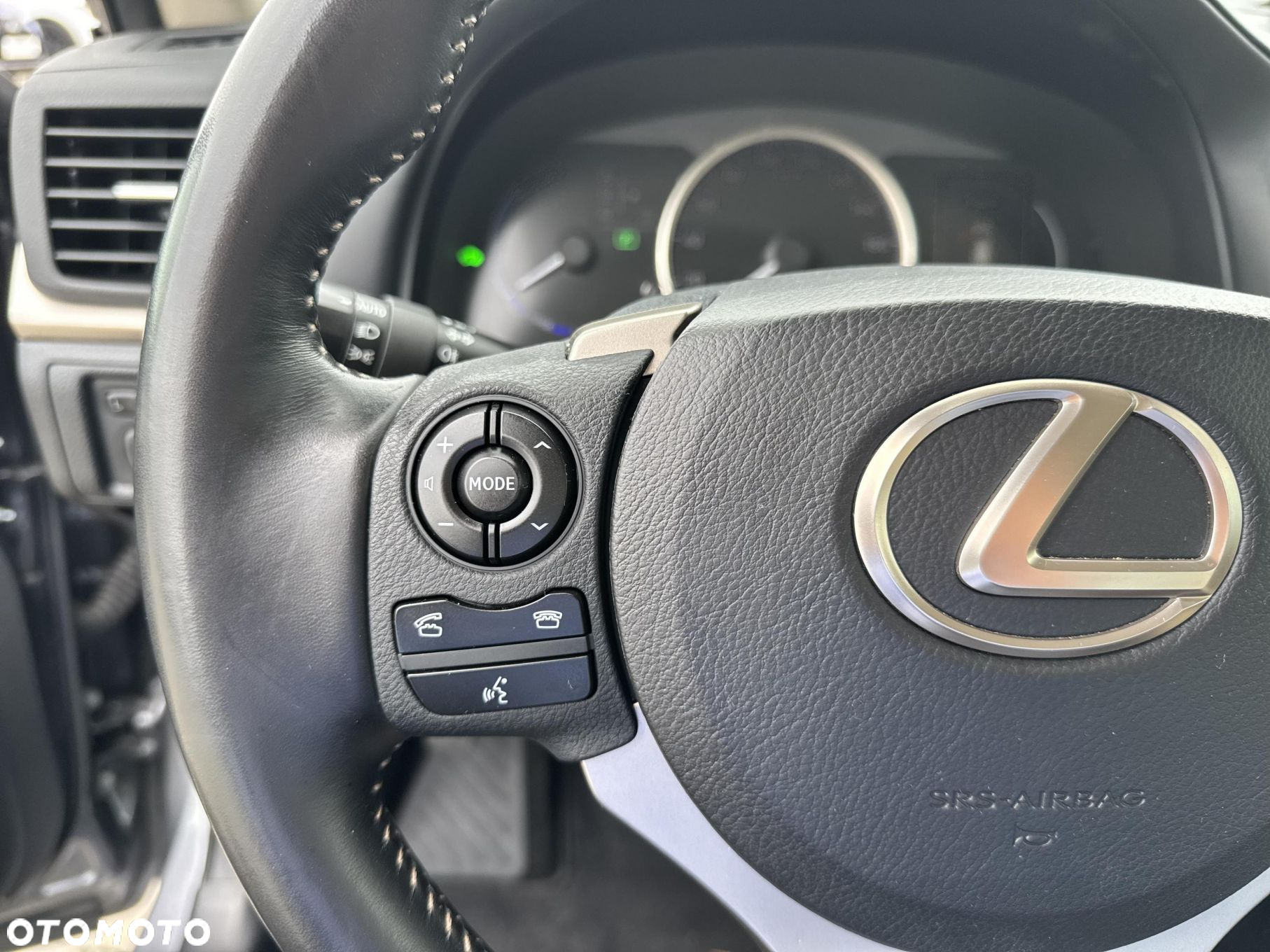 Lexus CT - 21