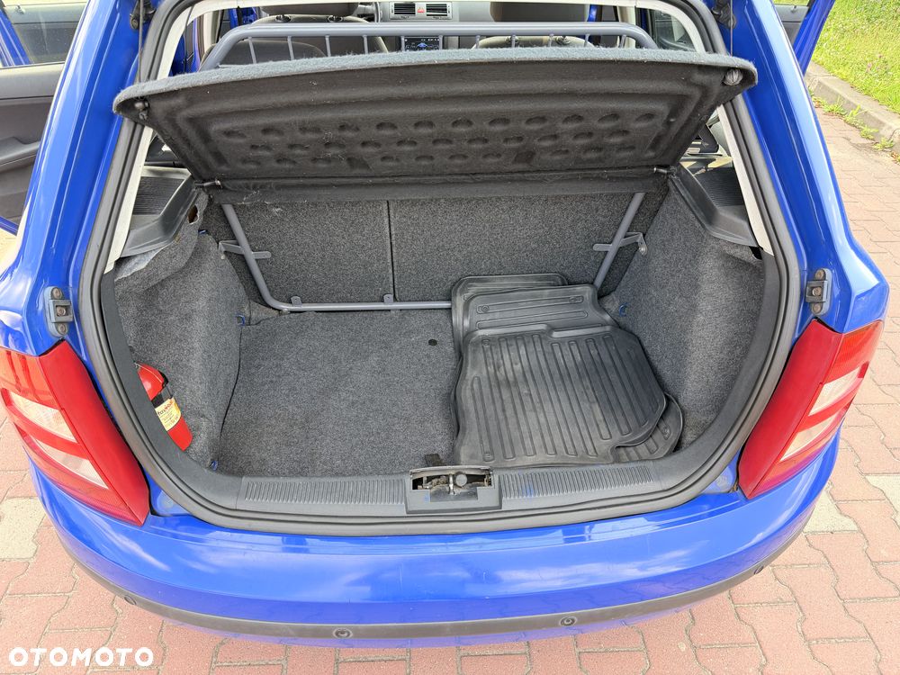 Skoda Fabia 1.2 HTP Basis - 13