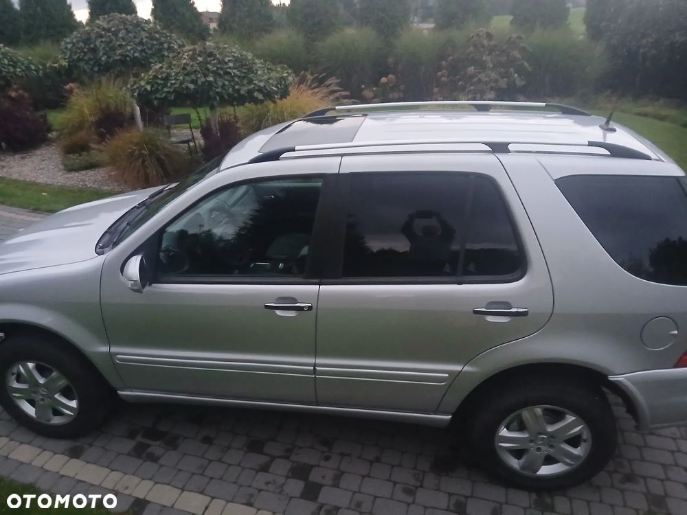 Mercedes-Benz ML - 10
