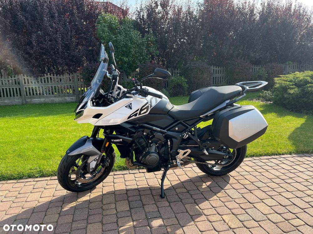 Triumph Tiger - 3