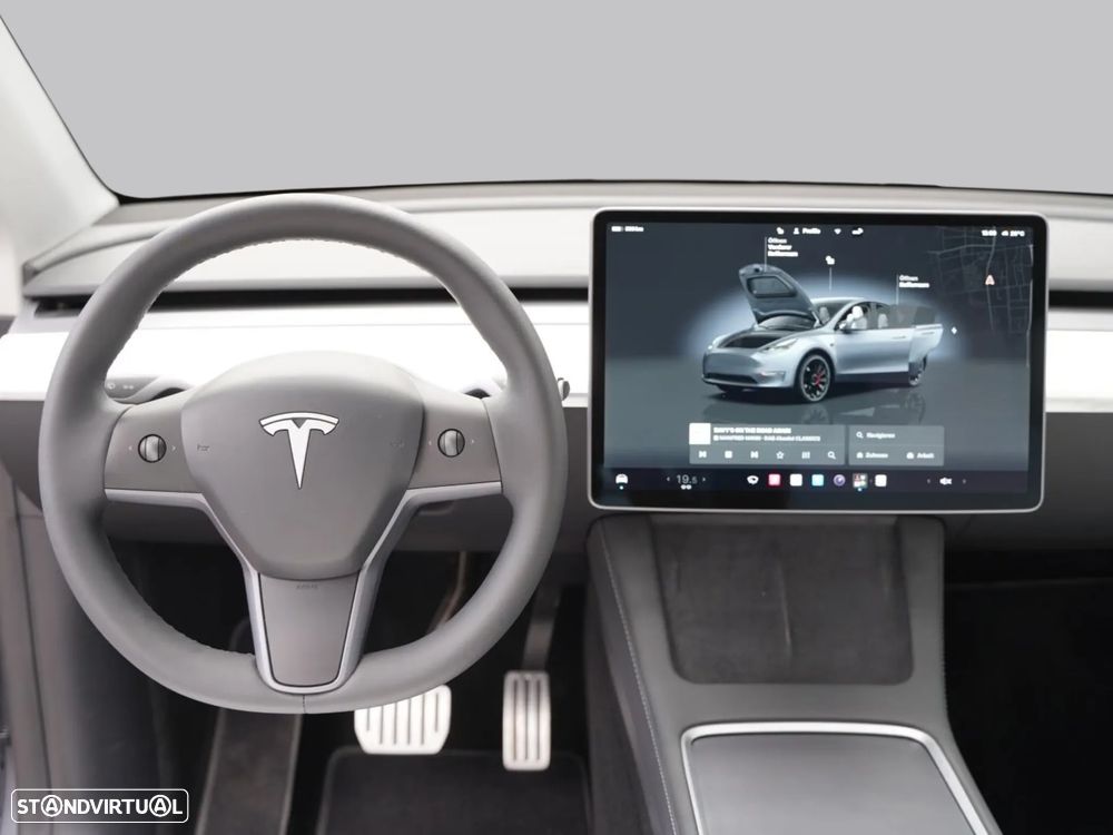 Tesla Model Y Performance Dual Motor AWD - 5