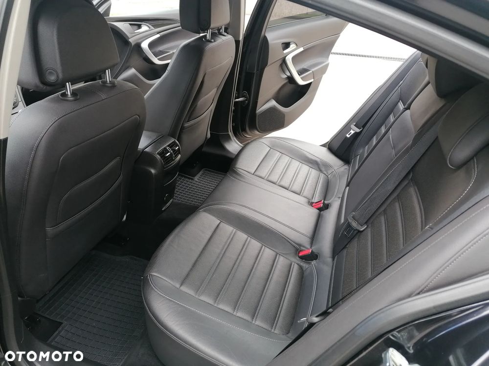 Opel Insignia 1.8 Cosmo - 33