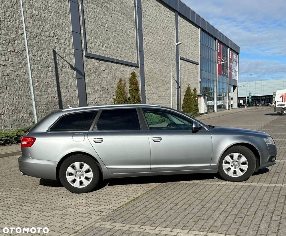 Audi A6 Avant - 14