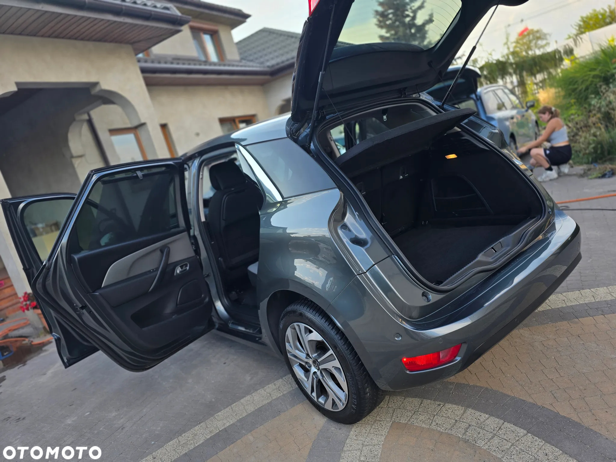 Citroën C4 Picasso - 9