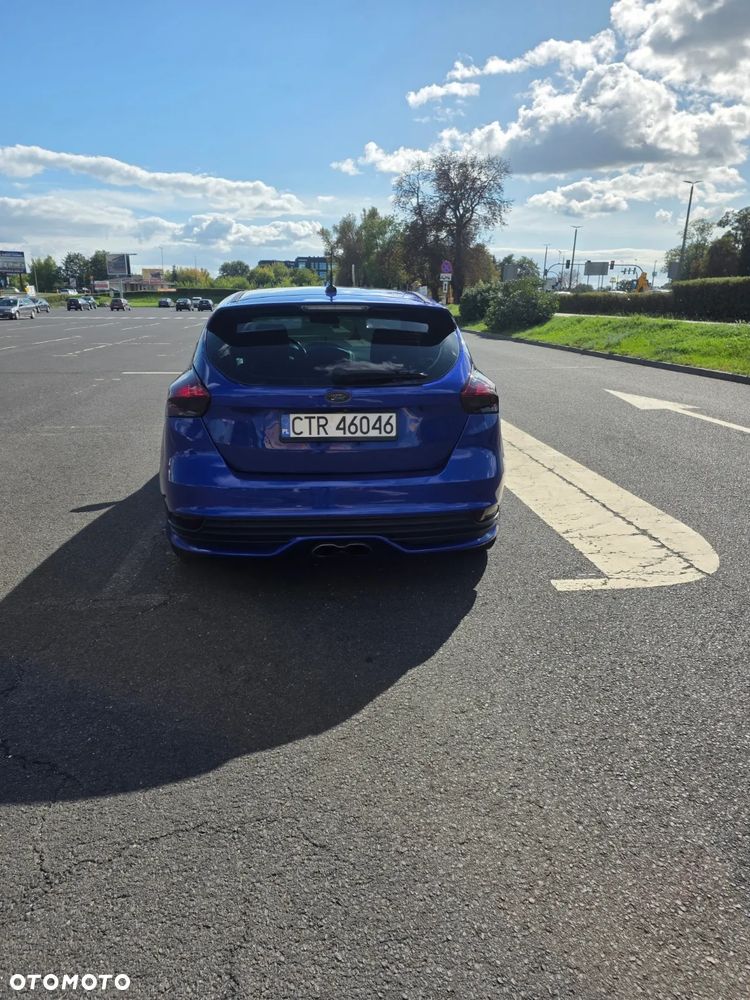 Ford Focus 2.0 EcoBoost ST - 5