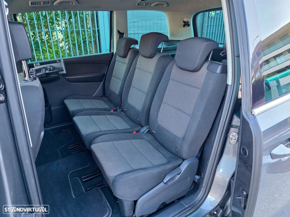 VW Sharan 2.0 TDI Highline - 10