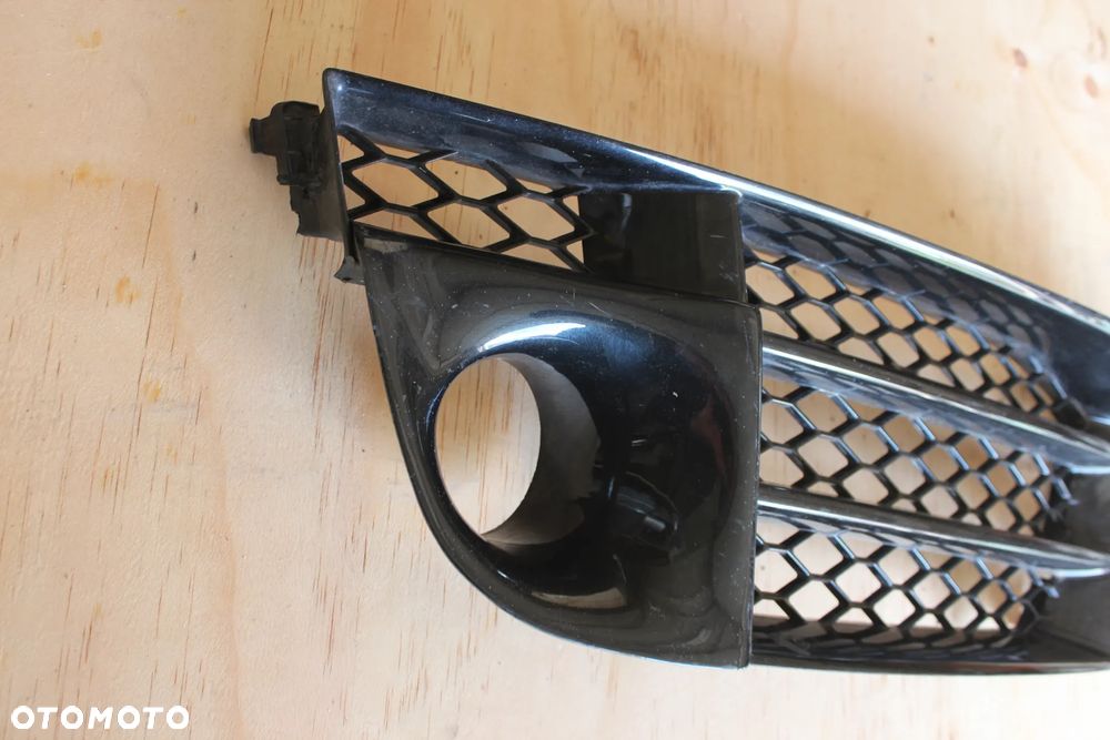 KRATKA ZDERZAKA LEWA AUDI RS5 8T 8T0807681F 2013 - 3