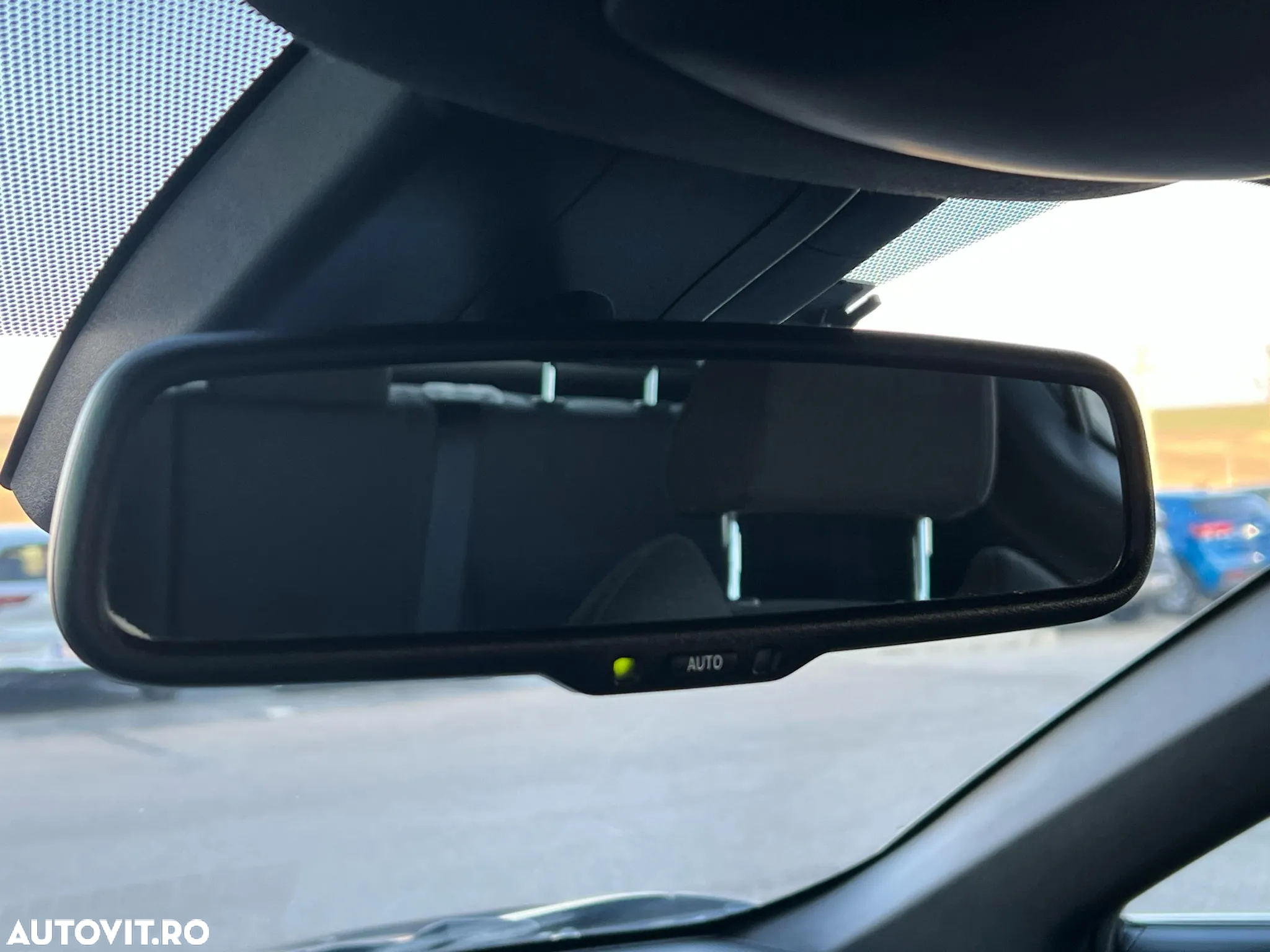 Toyota C-HR 1.8 HSD 122 CP 4x2 CVT Cult - 31