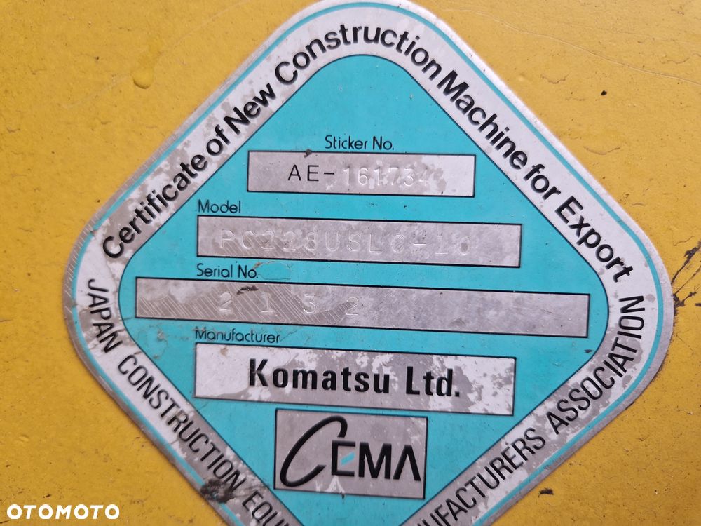 Komatsu PC228-10 - 8