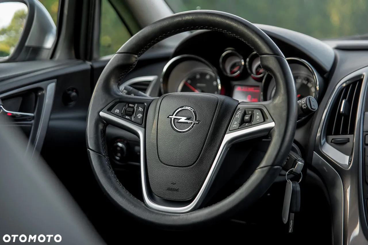 Opel Astra - 18