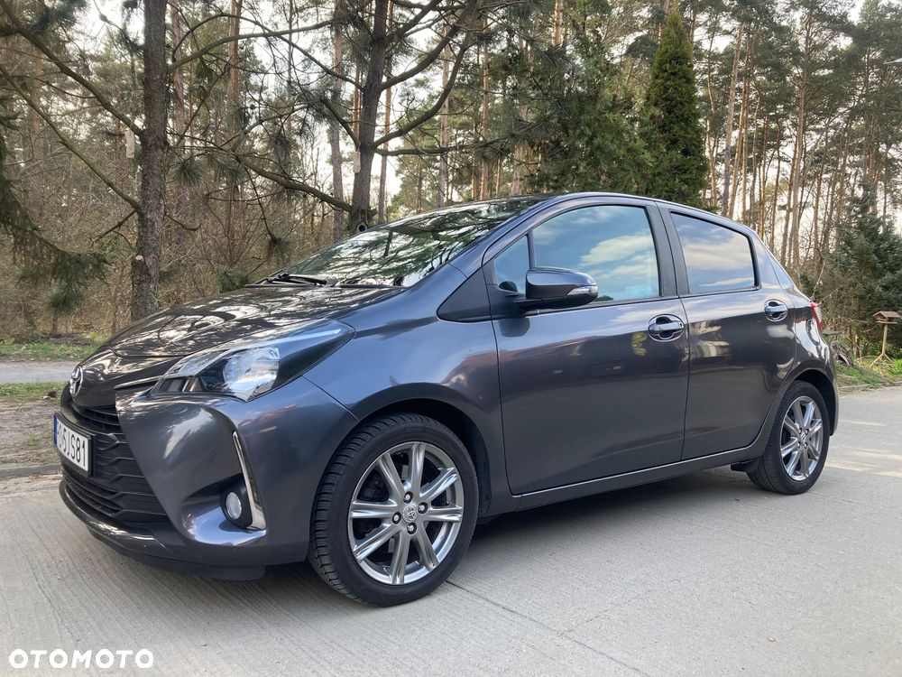 Toyota Yaris 1.5 Premium - 5
