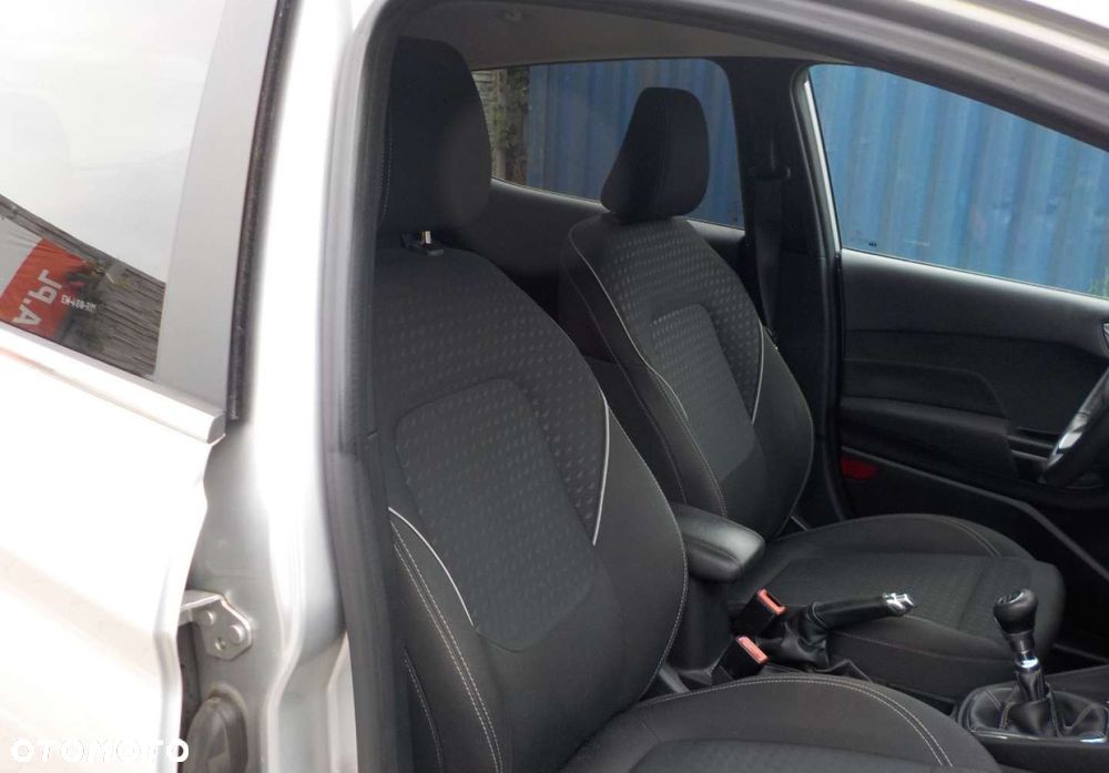 Ford Fiesta - 14