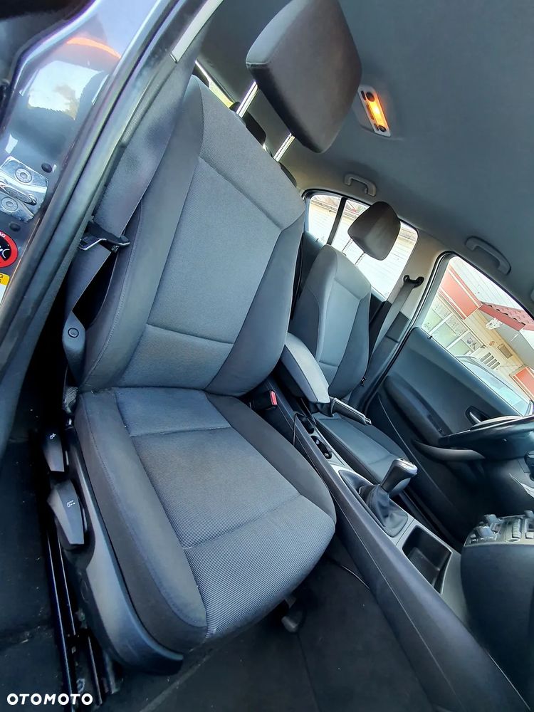 BMW Seria 1 - 21