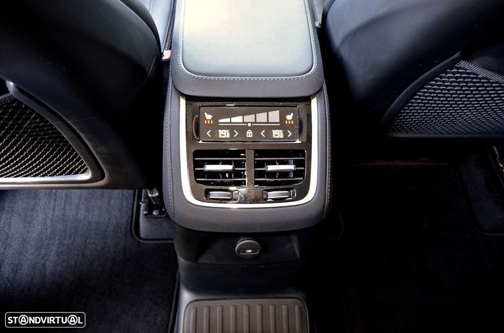 Volvo XC 90 2.0 T8 PHEV Plus Bright AWD - 10