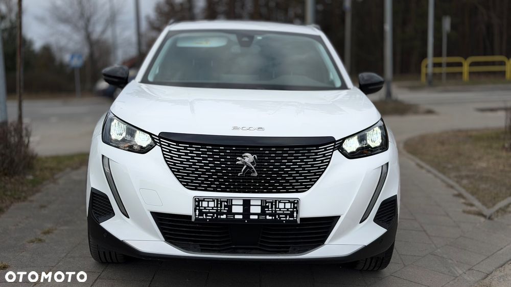 Peugeot 2008 PureTech 130 EAT8 GT - 2