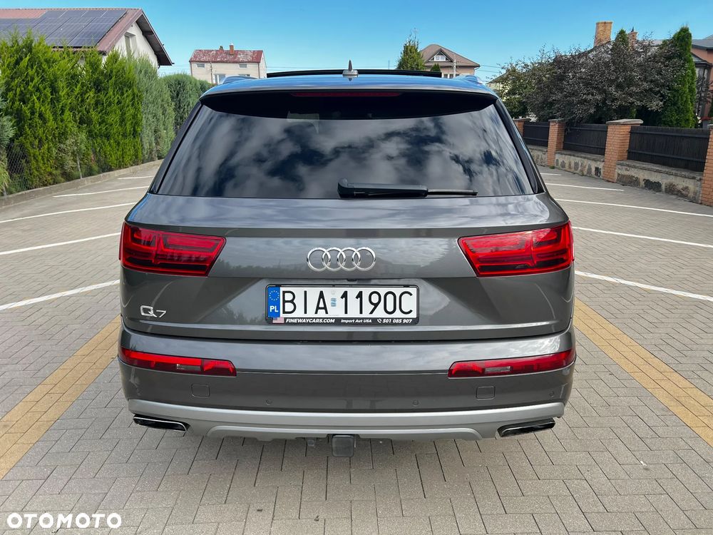 Audi Q7 3.0 TFSI Quattro Tiptronic - 6