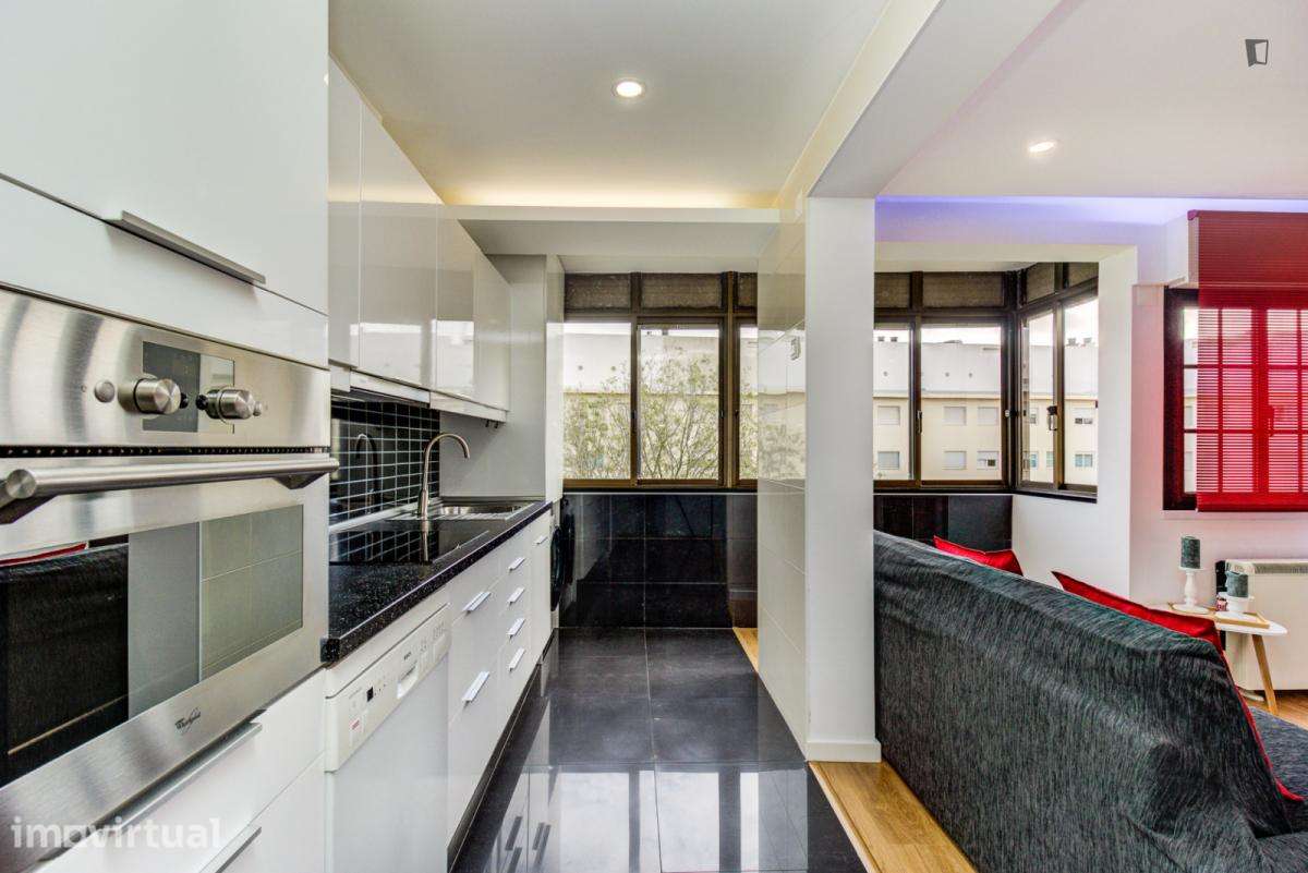 Apartamento com 4 quartos - localizado em Lisbon - Grande imagem: 3/27