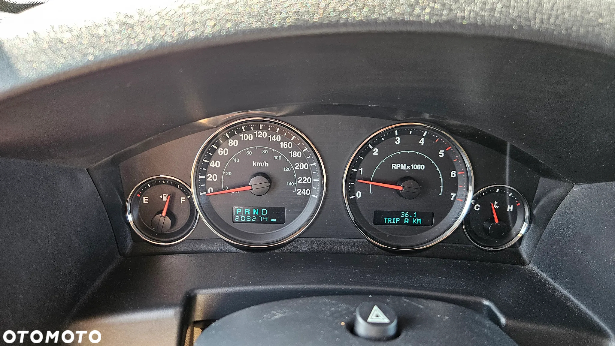 Jeep Commander 5.7 V8 Limited - 4